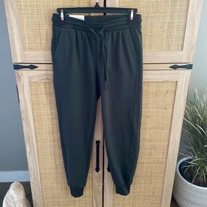 NWT Rachel Zoe Mid-Rise Joggers in Olive (Dark) Green.